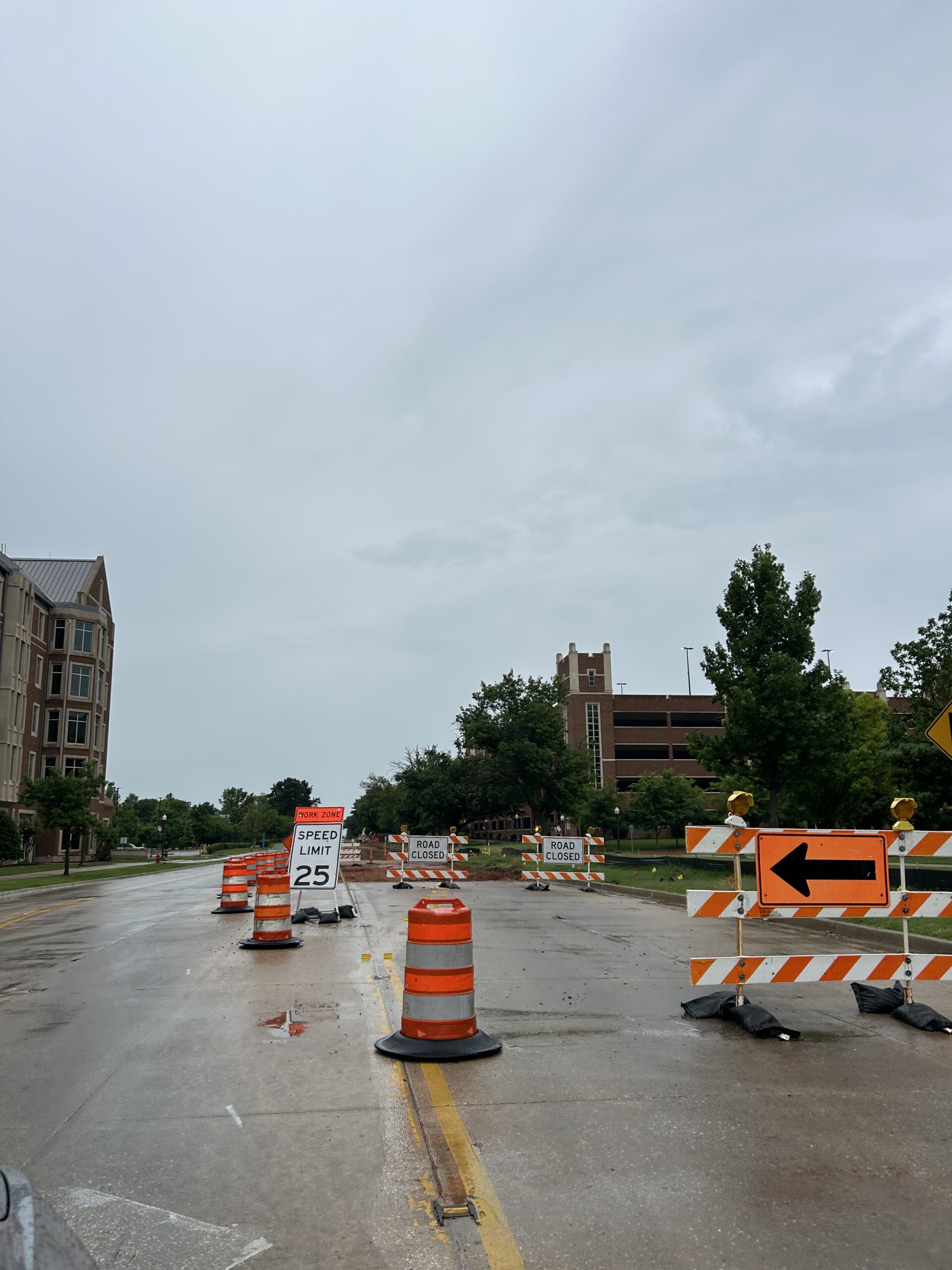 Design Blitz: Finding Good and Bad Design in Everyday Life construction image